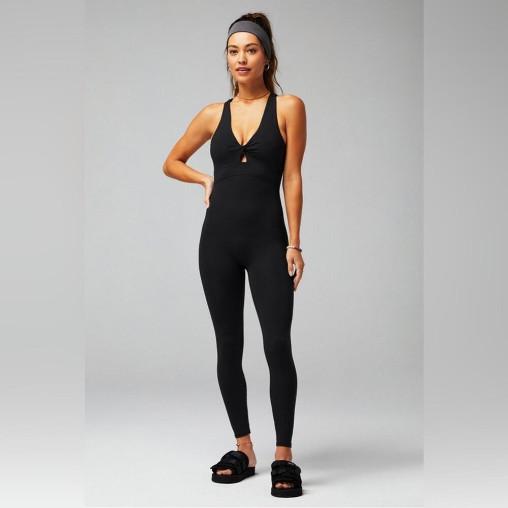 NWT Fabletics Oasis Twist Front Purelux 7/8 Jumpsuit in Black Size XL